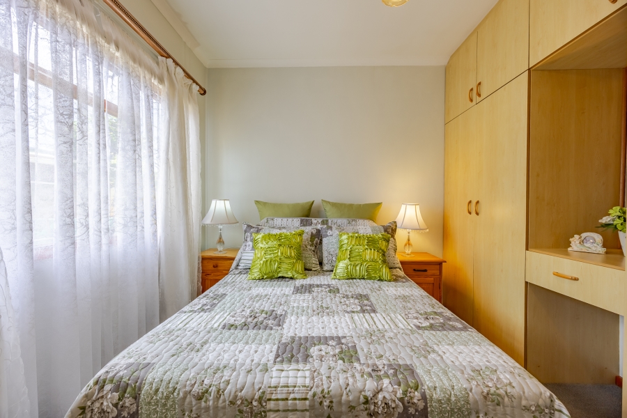 3 Bedroom Property for Sale in Bothasig Western Cape